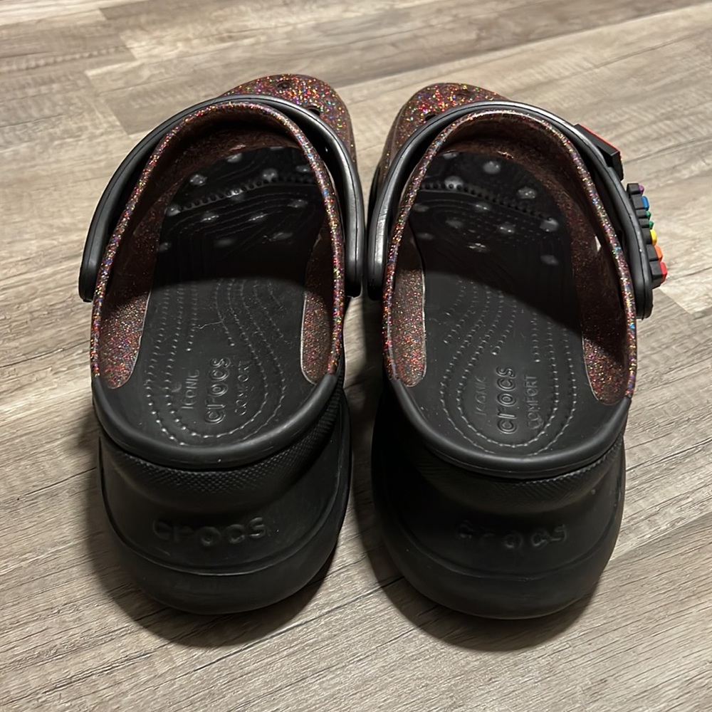 Platform Pride Crocs - Picture 3 of 7